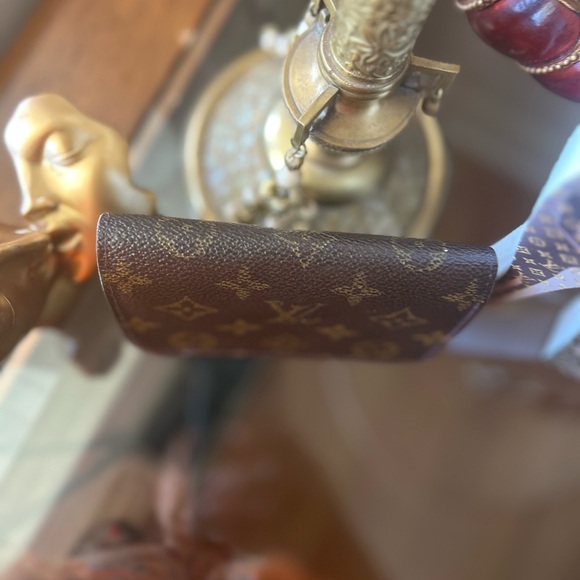 Louis Vuitton Monogram Porte Kisslock Bifold Wallet - Picture 13 of 15